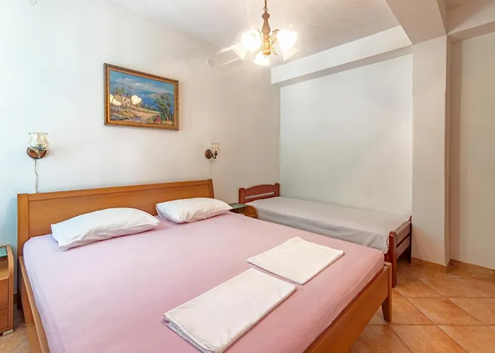 Hvar 15706c Apartment *