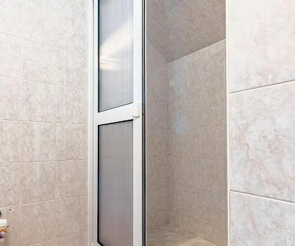 Apartment Hvar 15706c *